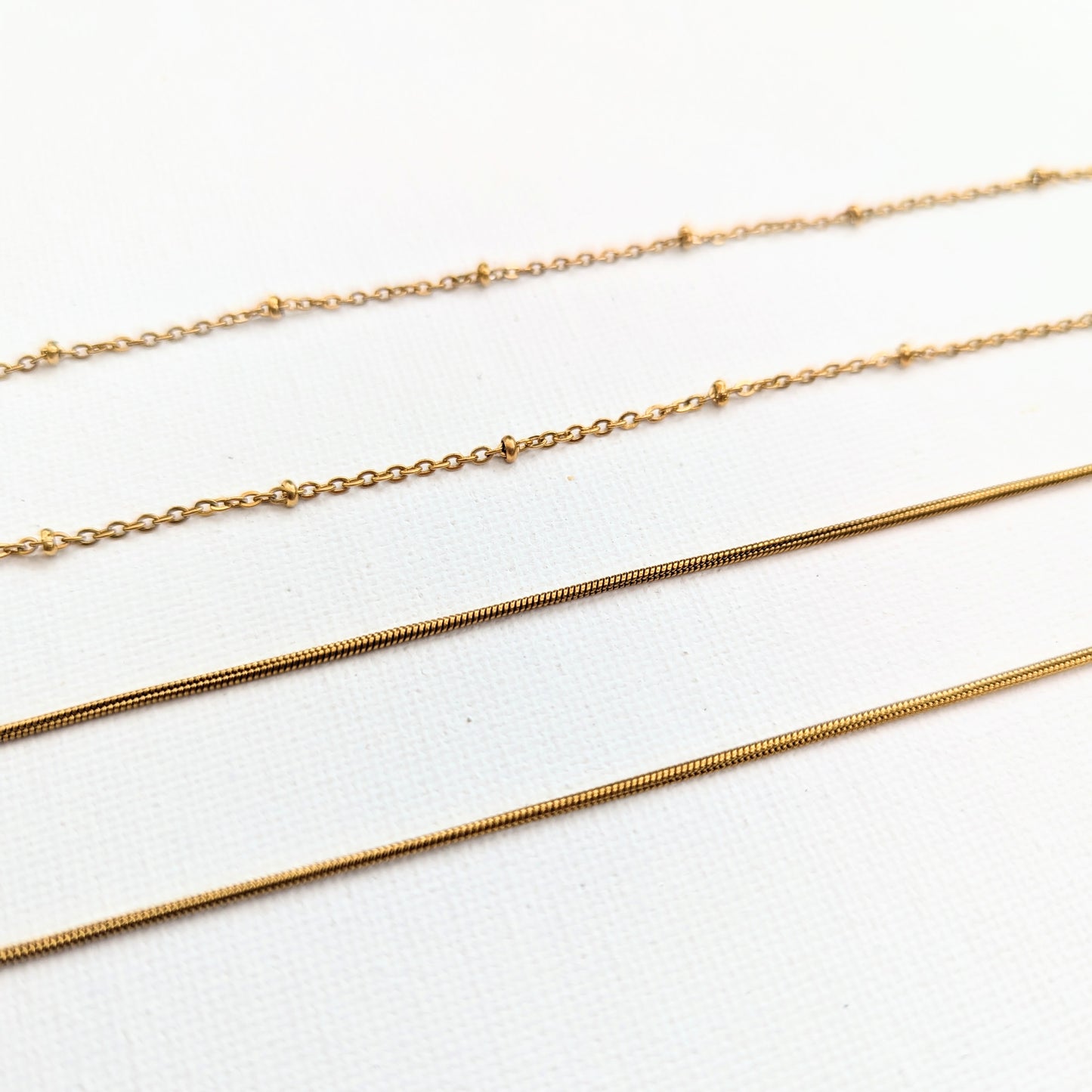 BEELOVED Waterproof Bee Necklace 18k Gold