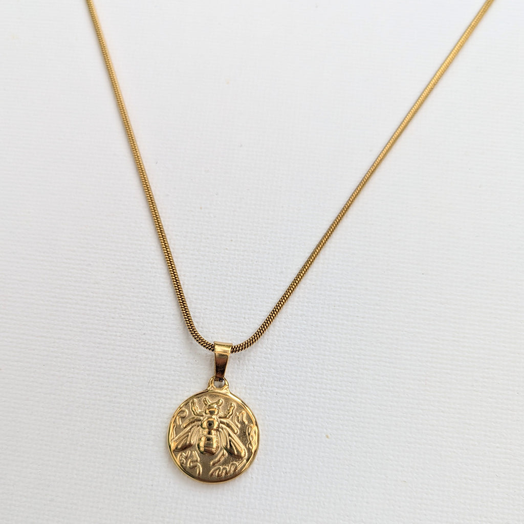 BEELOVED Waterproof Bee Necklace 18k Gold